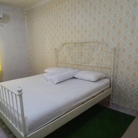 Fortuna Hotel Redpartner Near Exit Tol Paiton Экстерьер фото